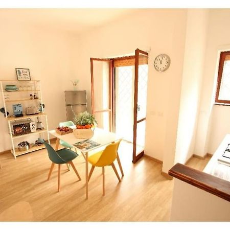 Cozy Coastal Gateway Apartman Lido di Ostia Kültér fotó