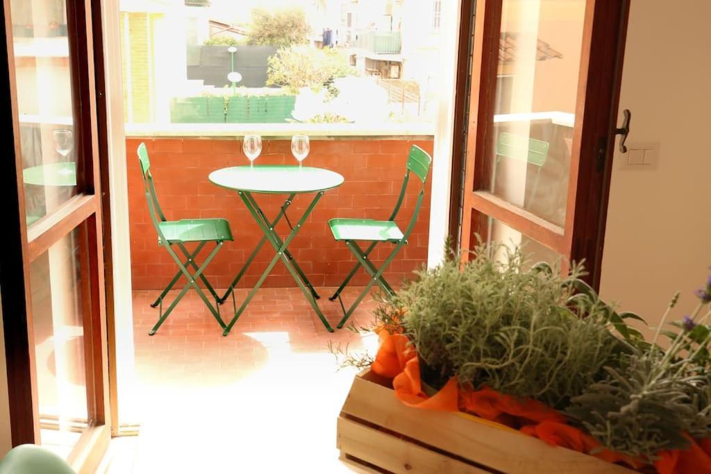 Cozy Coastal Gateway Apartman Lido di Ostia Kültér fotó