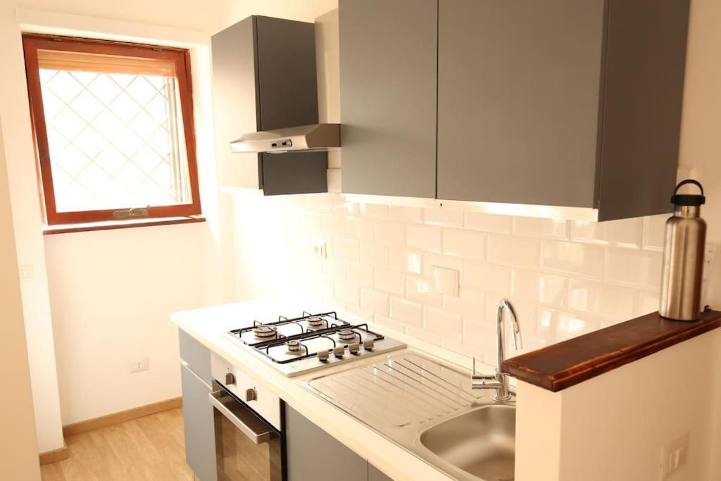 Cozy Coastal Gateway Apartman Lido di Ostia Kültér fotó